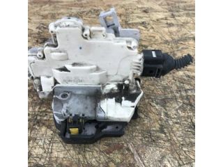 bontott AUDI A6 C6 Jobb hátsó Ajtózár