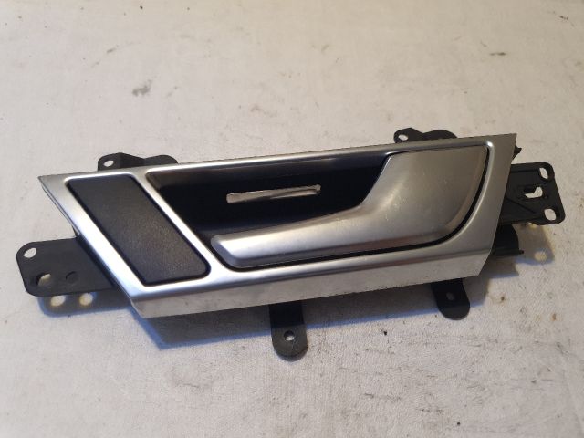 bontott AUDI A6 C6 Jobb hátsó Belső Kilincs