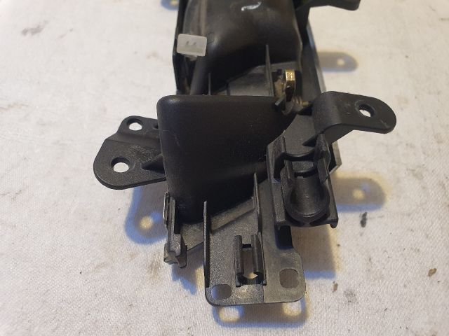 bontott AUDI A6 C6 Jobb hátsó Belső Kilincs