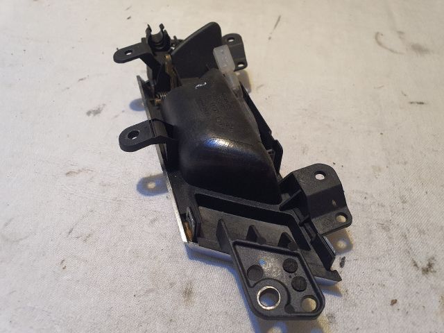 bontott AUDI A6 C6 Jobb hátsó Belső Kilincs