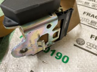 bontott AUDI A6 C6 Jobb hátsó Biztonsági Öv