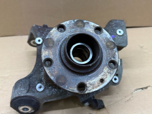 bontott AUDI A6 C6 Jobb hátsó Csonkállvány Kerékaggyal