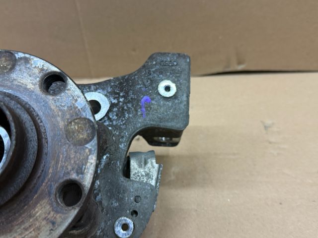 bontott AUDI A6 C6 Jobb hátsó Csonkállvány Kerékaggyal