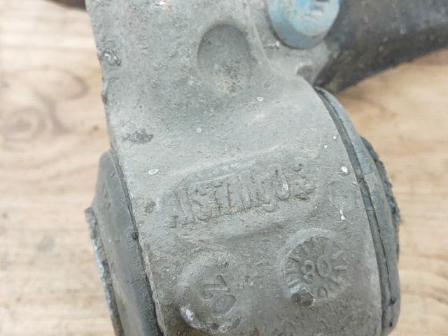 bontott AUDI A6 C6 Jobb hátsó Csonkállvány Kerékaggyal