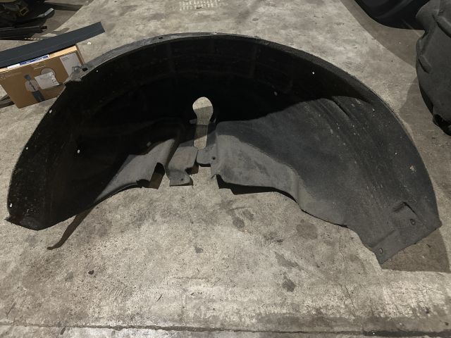 bontott AUDI A6 C6 Jobb hátsó Dobbetét (Kerékjárati, Műanyag)