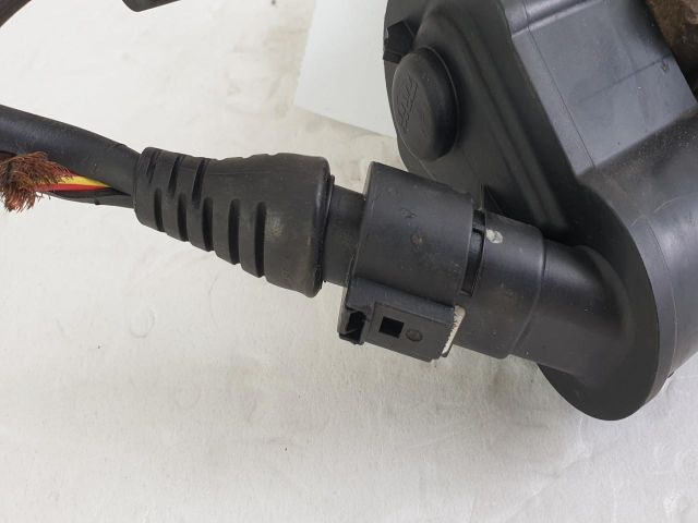 bontott AUDI A6 C6 Jobb hátsó Féknyereg Munkahengerrel