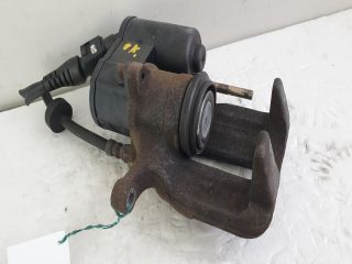 bontott AUDI A6 C6 Jobb hátsó Féknyereg Munkahengerrel