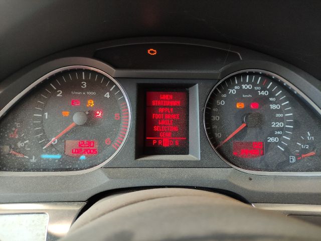 bontott AUDI A6 C6 Jobb hátsó Felső Zsanér