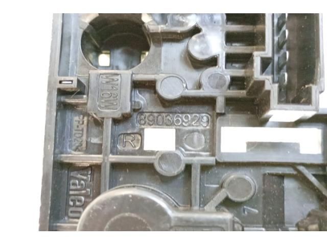 bontott AUDI A6 C6 Jobb Hátsó Lámpa Foglalat