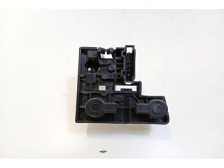 bontott AUDI A6 C6 Jobb Hátsó Lámpa Foglalat