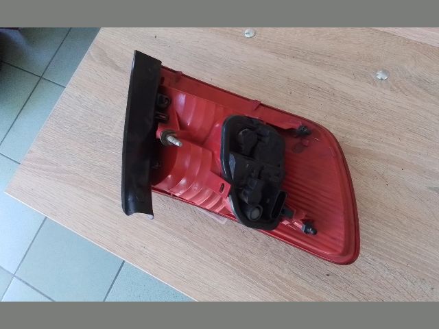 bontott AUDI A6 C6 Jobb Hátsó Lámpa