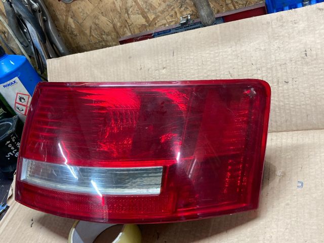 bontott AUDI A6 C6 Jobb Hátsó Lámpa