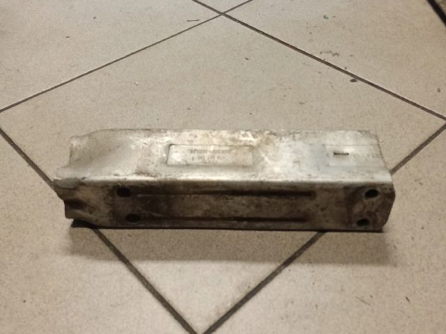 bontott AUDI A6 C6 Jobb hátsó Lökhárító Merevítő (Fém)