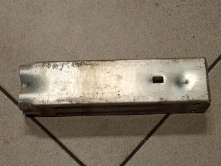 bontott AUDI A6 C6 Jobb hátsó Lökhárító Merevítő (Fém)