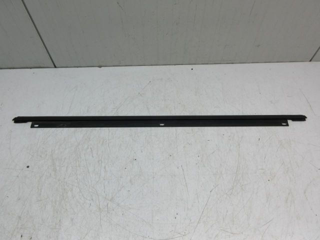 bontott AUDI A6 C6 Jobb hátsó Vízlehúzó Gumicsík