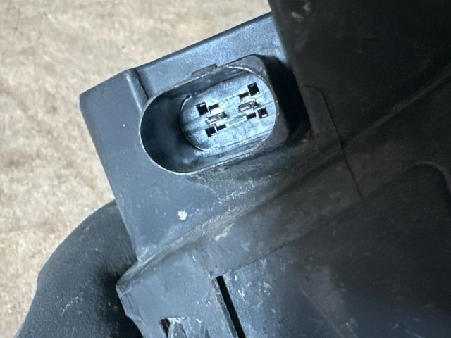 bontott AUDI A6 C6 Jobb Ködfényszóró