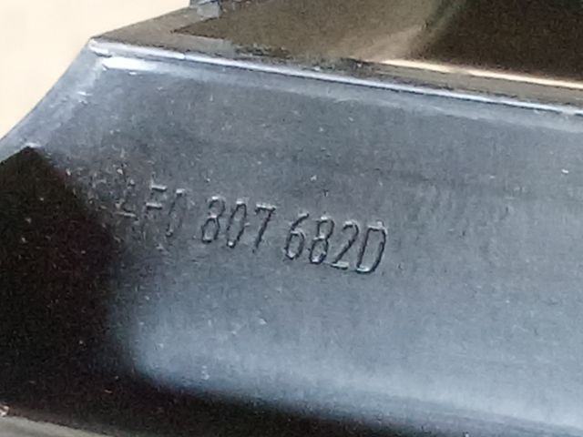 bontott AUDI A6 C6 Jobb Ködlámpa Rács