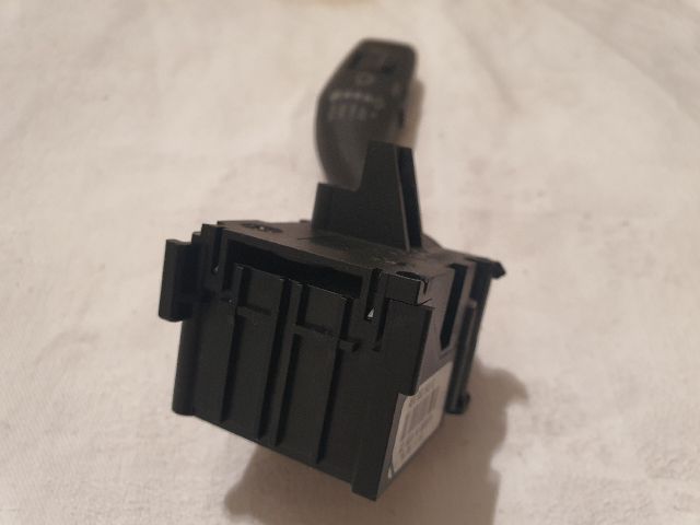 bontott AUDI A6 C6 Jobb Kormánykapcsoló Ablaktörlő