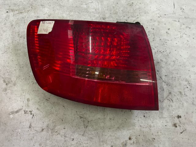 bontott AUDI A6 C6 Jobb Külső Hátsó Lámpa