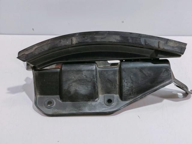 bontott AUDI A6 C6 Jobb Lökhárító Tartó Nyúlványvég