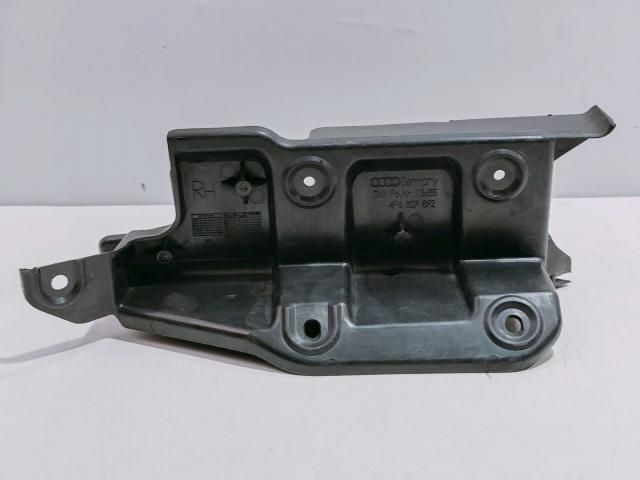 bontott AUDI A6 C6 Jobb Lökhárító Tartó Nyúlványvég