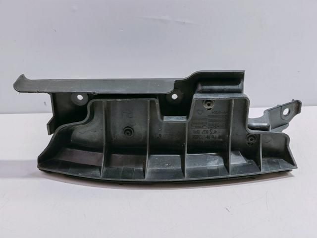 bontott AUDI A6 C6 Jobb Lökhárító Tartó Nyúlványvég