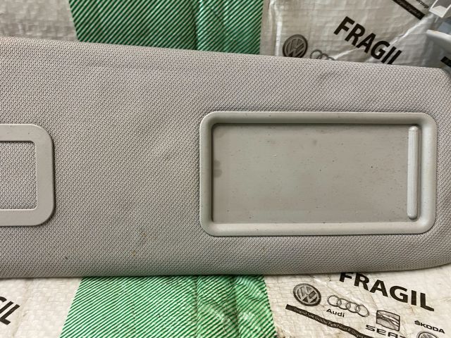 bontott AUDI A6 C6 Jobb Napellenző