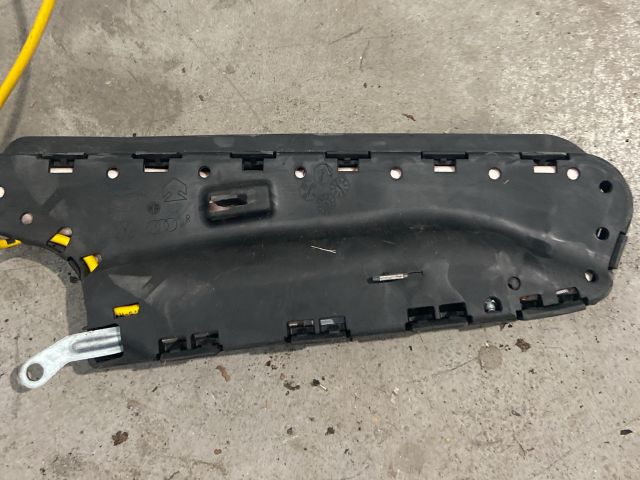 bontott AUDI A6 C6 Jobb Oldallégzsák