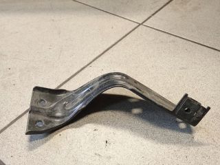 bontott AUDI A6 C6 Jobb Sárvédő Oldaltartó