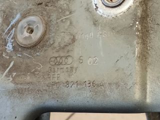 bontott AUDI A6 C6 Jobb Sárvédő Oldaltartó