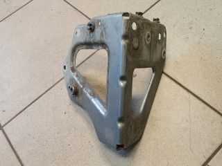 bontott AUDI A6 C6 Jobb Sárvédő Oldaltartó