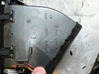 bontott AUDI A6 C6 Jobb Szellőző