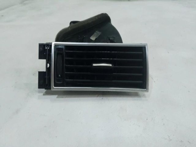 bontott AUDI A6 C6 Jobb Szellőző