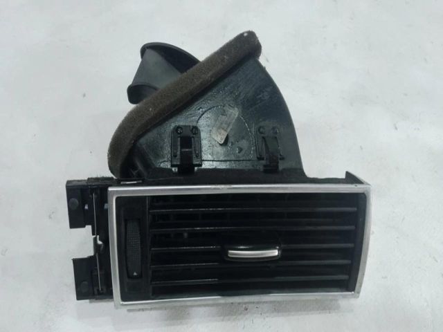 bontott AUDI A6 C6 Jobb Szellőző