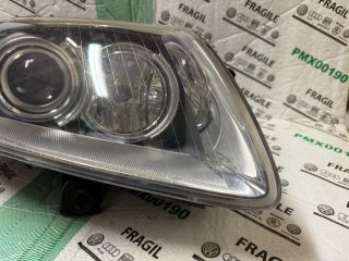 bontott AUDI A6 C6 Jobb Xenon Fényszóró