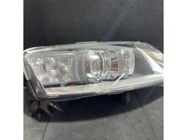 bontott AUDI A6 C6 Jobb Xenon Fényszóró