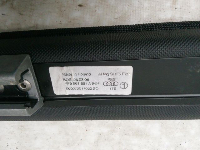 bontott AUDI A6 C6 Kalaptartó