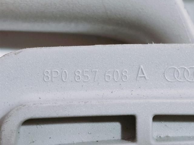 bontott AUDI A6 C6 Kapaszkodó (Pozíciófüggetlen)