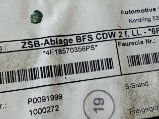 bontott AUDI A6 C6 Kesztyűtartó