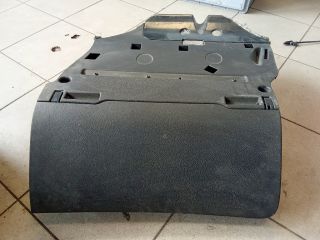 bontott AUDI A6 C6 Kesztyűtartó