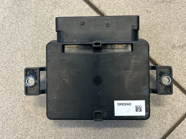 bontott AUDI A6 C6 Kézifék Elektronika