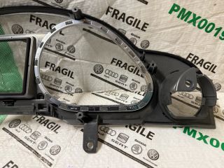 bontott AUDI A6 C6 Kilométeróra Keret