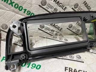 bontott AUDI A6 C6 Kilométeróra Keret