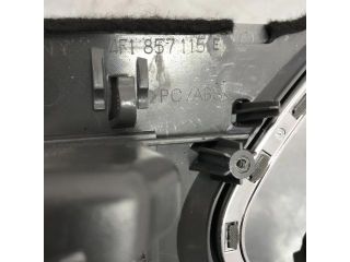 bontott AUDI A6 C6 Kilométeróra Keret