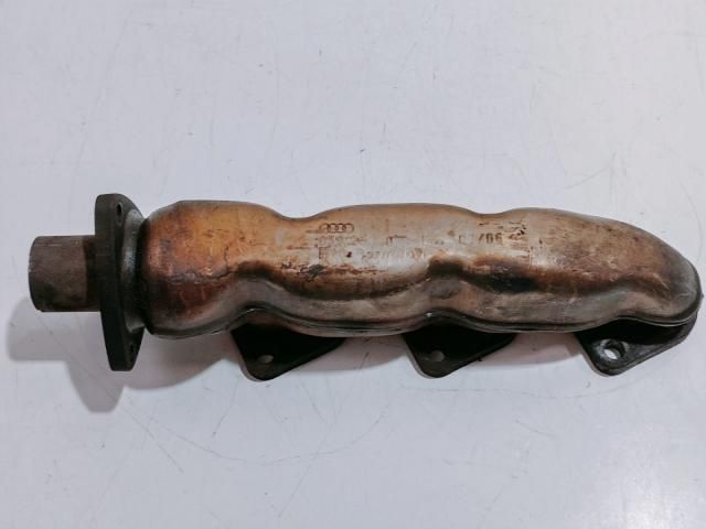 bontott AUDI A6 C6 Kipufogó Közösítő