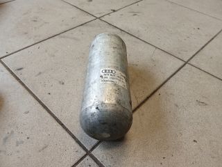 bontott AUDI A6 C6 Klíma Párátlanító Tartály