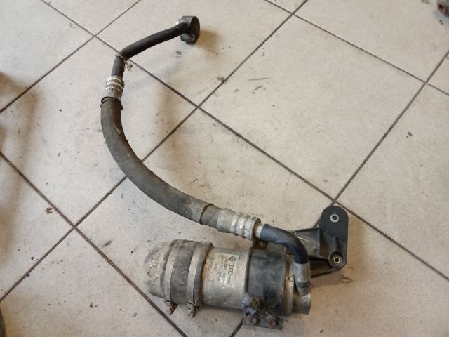 bontott AUDI A6 C6 Klíma Párátlanító Tartály