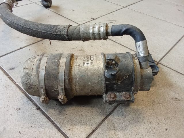 bontott AUDI A6 C6 Klíma Párátlanító Tartály