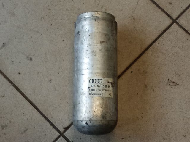 bontott AUDI A6 C6 Klíma Párátlanító Tartály