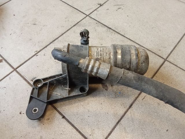 bontott AUDI A6 C6 Klíma Párátlanító Tartály